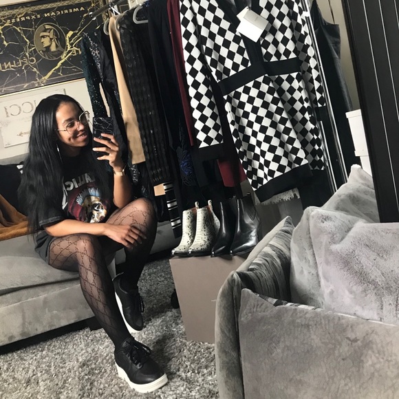 Welcome to my Closet 🖤 - Picture 6 of 14